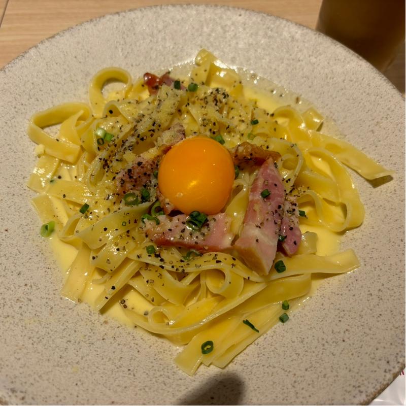 厚切りベーコンのカルボナーラ鎌倉風(鎌倉パスタ アトレ信濃町店)