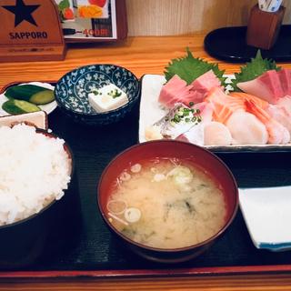 刺身定食(伊勢屋)