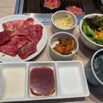 国産牛カルビ・ロースランチ
