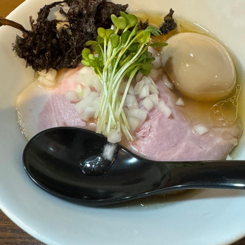 煮干し蕎麦(味玉 岩のり)(麺や空と大地)