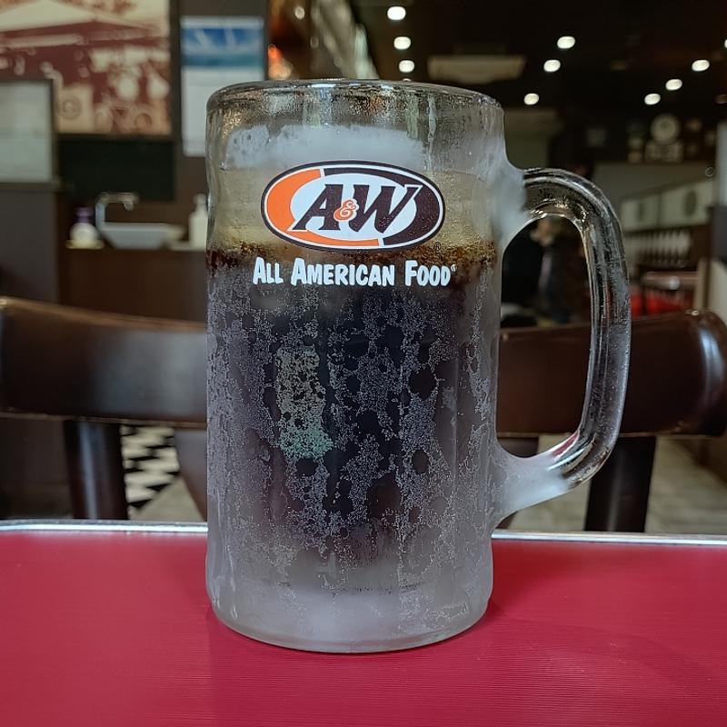 ルートビア(Ａ＆Ｗ 宮古空港店 （エイアンドダブリュ）)