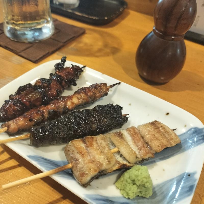 鰻串盛り合わせ4本(鰻将本店)