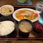日替定食　酢豚(中華料理 六明閣)