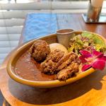 モチコチキンカレー