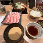 平日限定豚バラ定食