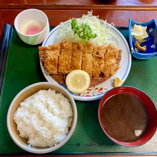 チキンかつ定食