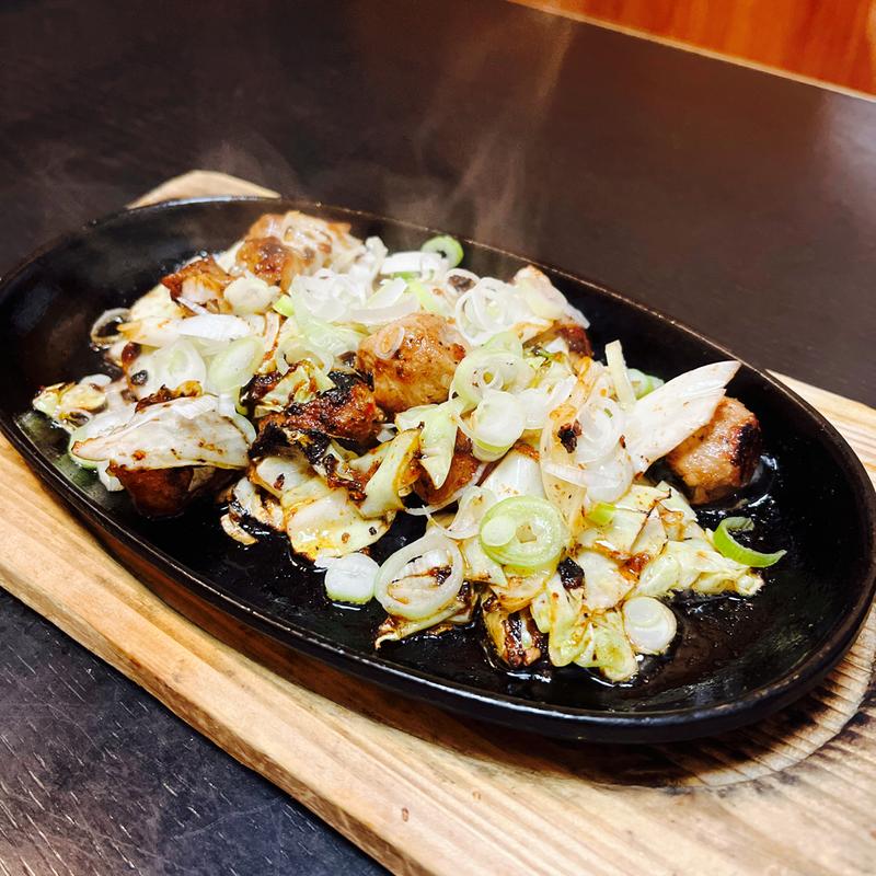 白コロホルモン焼き(串ひろ )