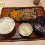 レモンビーフ定食　肉1.5倍(やよい軒 高砂店)