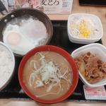 Wハムエッグ牛小鉢定食