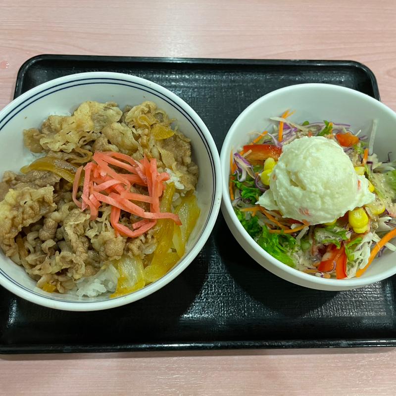 牛丼ミニ＋ポテトサラダ(吉野家 136号線伊豆長岡店 )