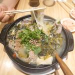 激辛牛肉スライス入り青山椒マーラースープ米線(天府李米線 TINA'S NOODLE KITCHEN)