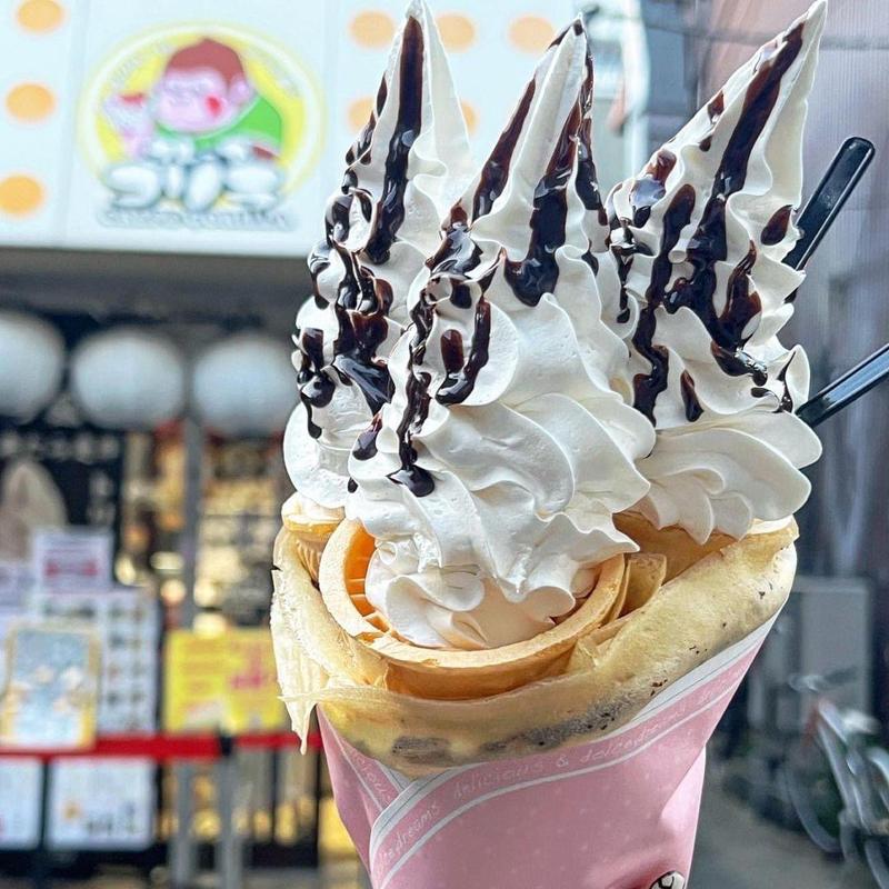 ホイップ盛り盛りクレープ(クレープゴリラ )