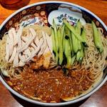 鶏絲涼麺(支那麺 はしご 銀座四丁目店)