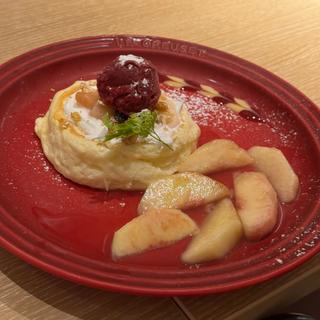 フレッシュピーチのパンケーキ(むさしの森珈琲 相模原横山店)