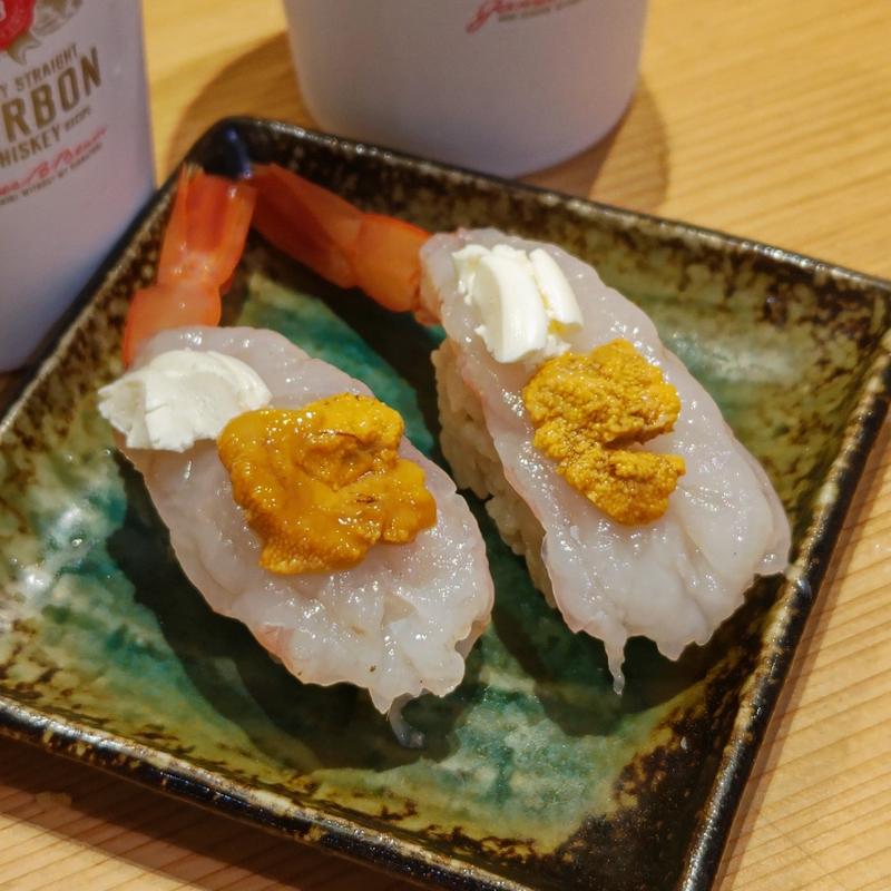 塩雲丹と赤海老さらにクリームチーズ(鮨・酒・肴 杉玉 大船)