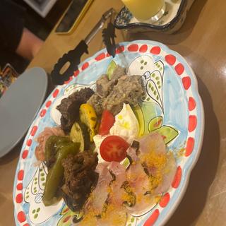 おまかせ前菜盛り合わせ(TRATTORIA TSUYUZAKI)