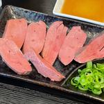牛レバーレア刺し
