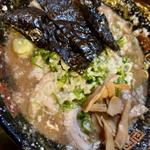 とんこつラーメン(無鉄砲大阪店 （むてっぽう）)