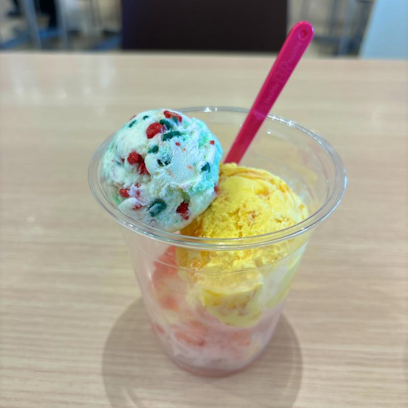 スモールダブル（カップ）(サーティワンアイスクリーム アリオ上尾店)