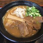 徳島らーめん(肉入り)(徳島ラーメン ひろ家)