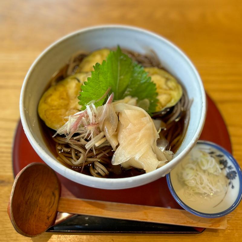 丸茄子と新生姜の冷やかけ(山形蕎麦茶寮 月の山)