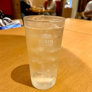 梅酒（ソーダ割り）(そばと天ぷら 石楽 MARK IS みなとみらい店)