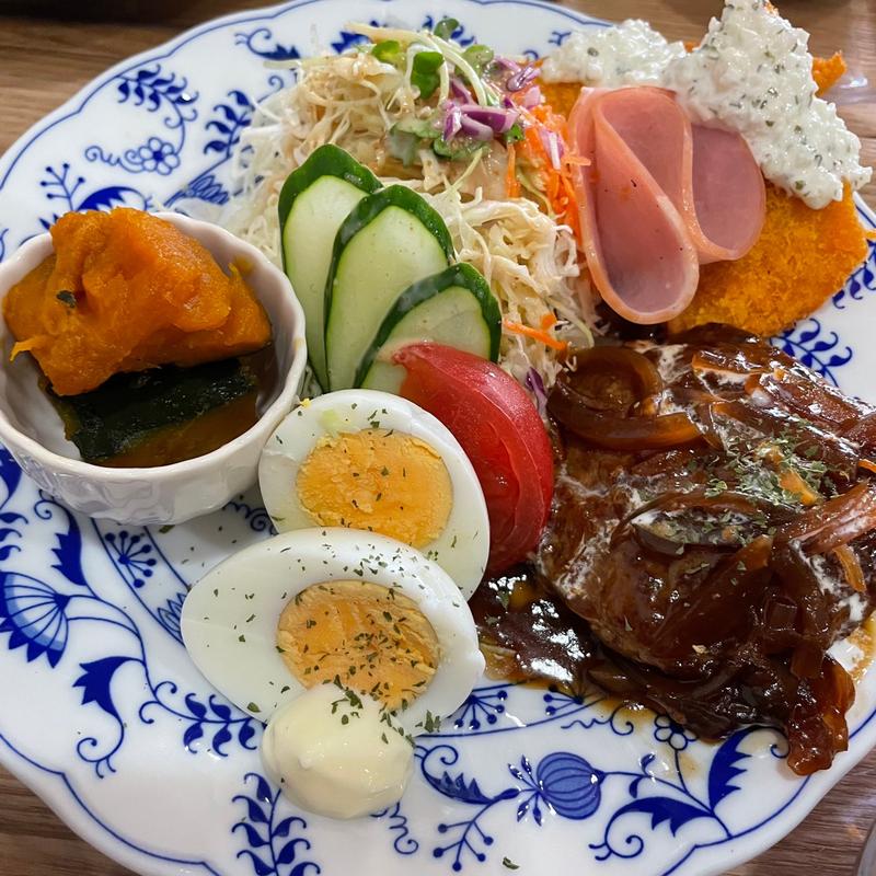 TAKI特製ハンバーグと魚フライセット(喫茶たき)