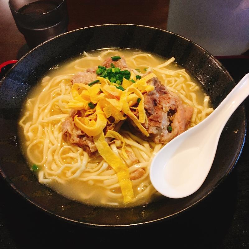 沖縄そば　こってり　ジャンボ(与那原家 （よなばるや）)