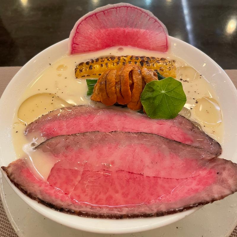 白トリュフ香る雲丹と和牛の冷たいとうもろこしのラーメン(MENSHO)