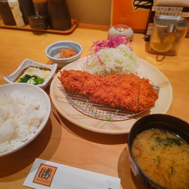 熟成ロースカツ定食(とんかつ勝 上大岡店)