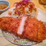 熟成ロースカツ定食(とんかつ勝 上大岡店)