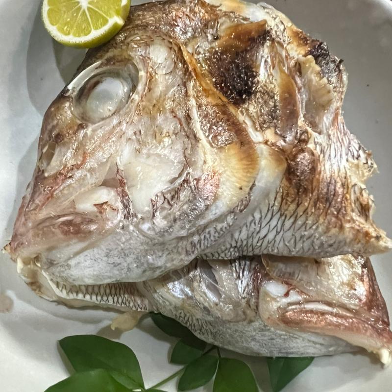 鯛のあらの塩焼き(よもぎ)