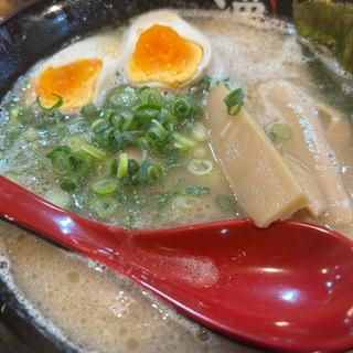 煮卵豚骨ラーメン(らーめん 漢（かん）【豚骨&醤油】)