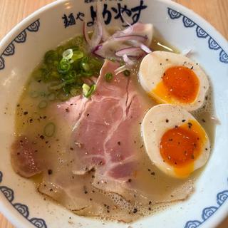 煮卵鶏白湯ラーメン(麺や よかやす 【地鶏だし醤油・塩らーめん専門店】)