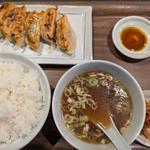 餃子定食(よこはま軒 三川店)