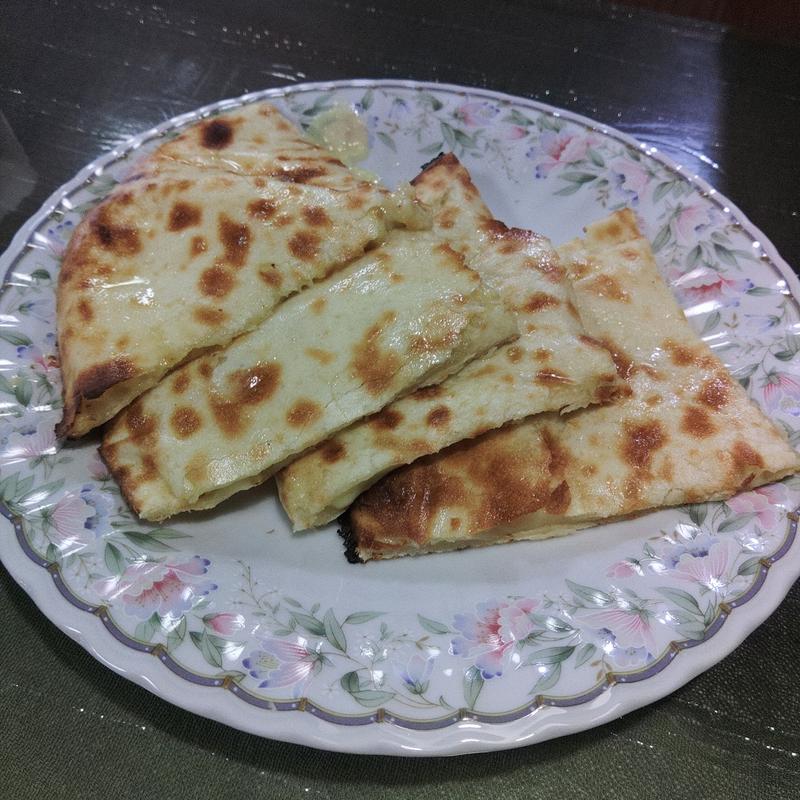 チーズナン(シェフ・インドカレー )