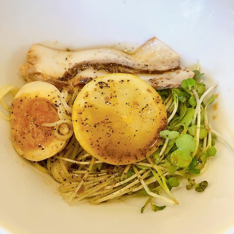 黒コショウ冷麺(香龍 大塚店 )