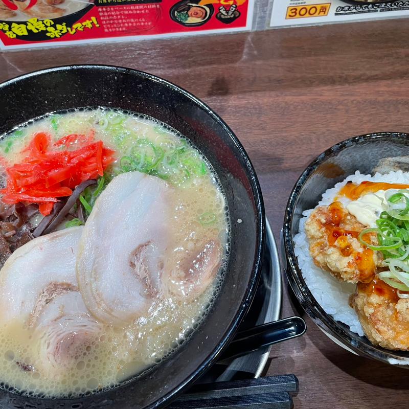 一竜ラーメン(博多中洲屋台ラーメン　一竜)