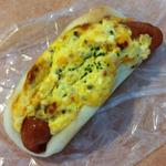 たまごたっぷりタルタルドッグ