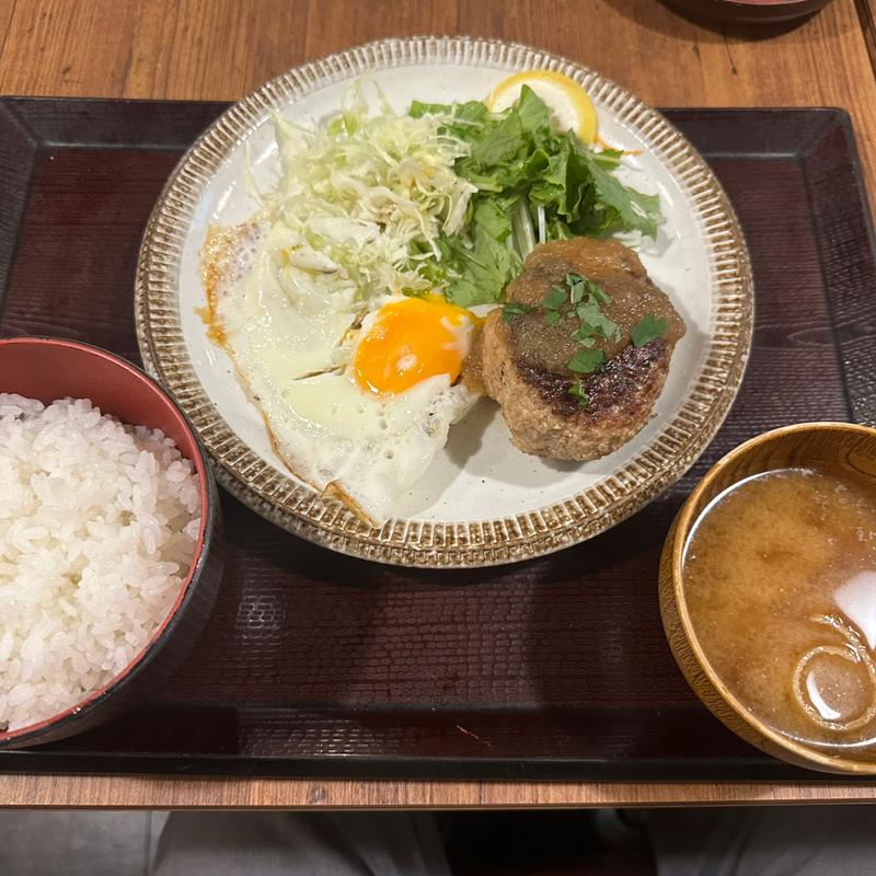 和風ハンバーグ定食(菊松食堂)