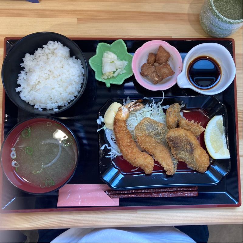 魚フライ定食(マリンキッチン なごみ)