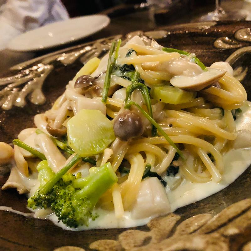 小柱とブロッコリーのクリームソーススパゲッティ(Sante （サンテ）)