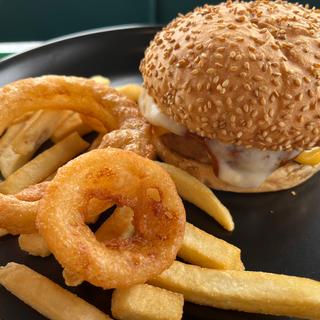函館スノーバーガー(ラッキーピエロ ベイエリア本店)
