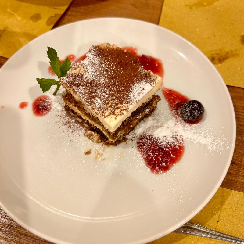 ナポリの本格ティラミス(Casa della Pizza)