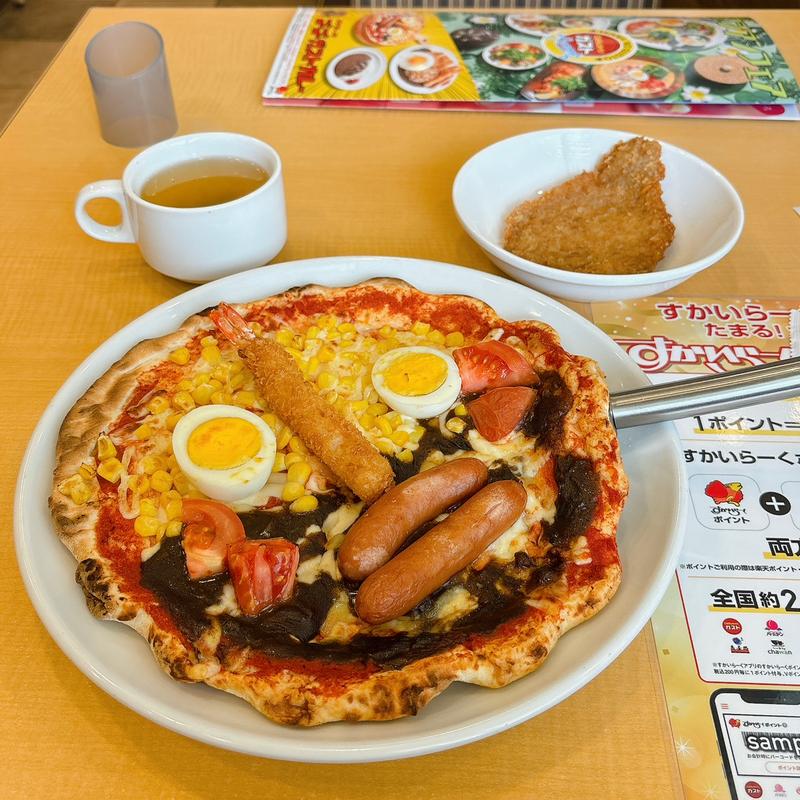ゴリエモンカレーピザ+薄カツ(ガスト 八千代大和田店 )