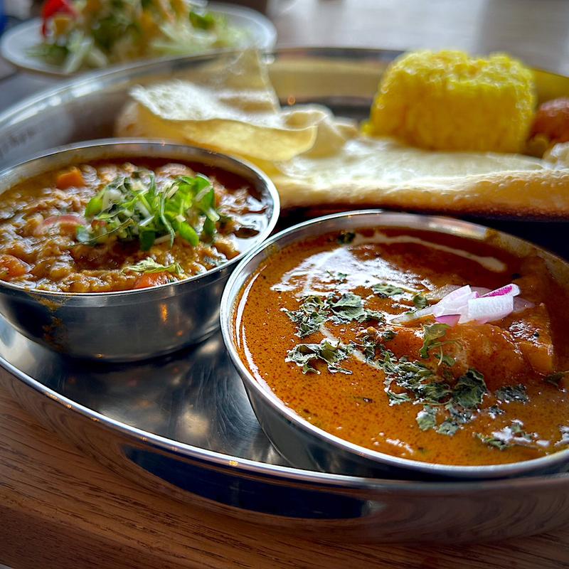 南インド風野菜カレー＆キーマカレー(カレーラボラトリー 笑夢 かわまちてらす店)