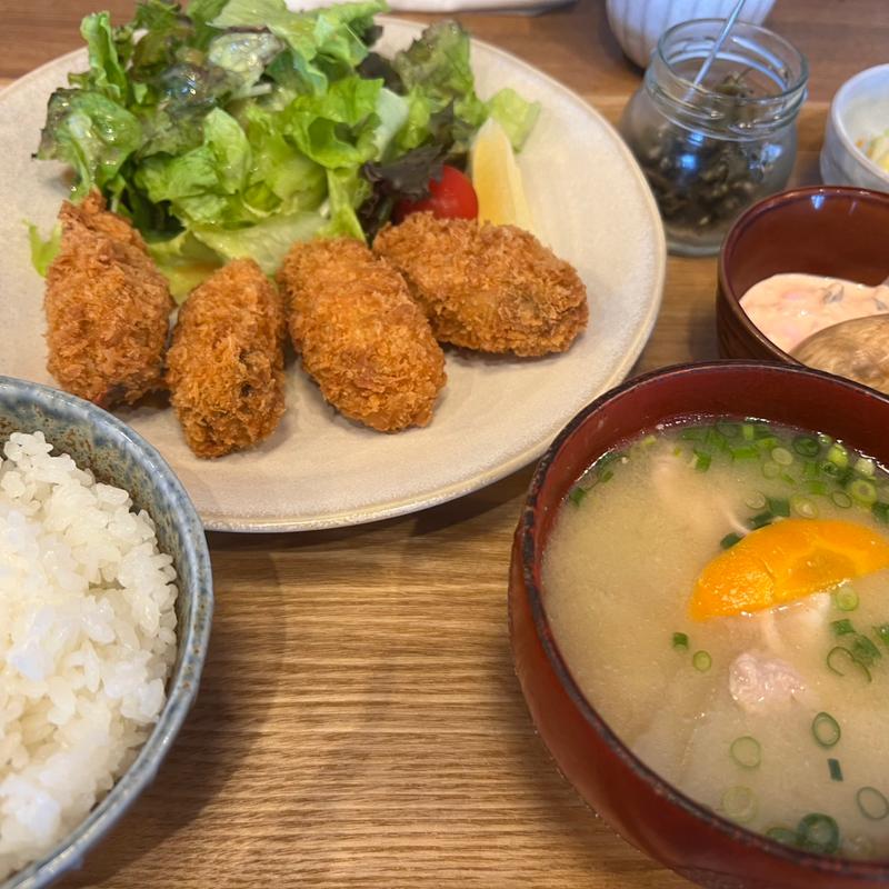 カキフライ(定越食堂)