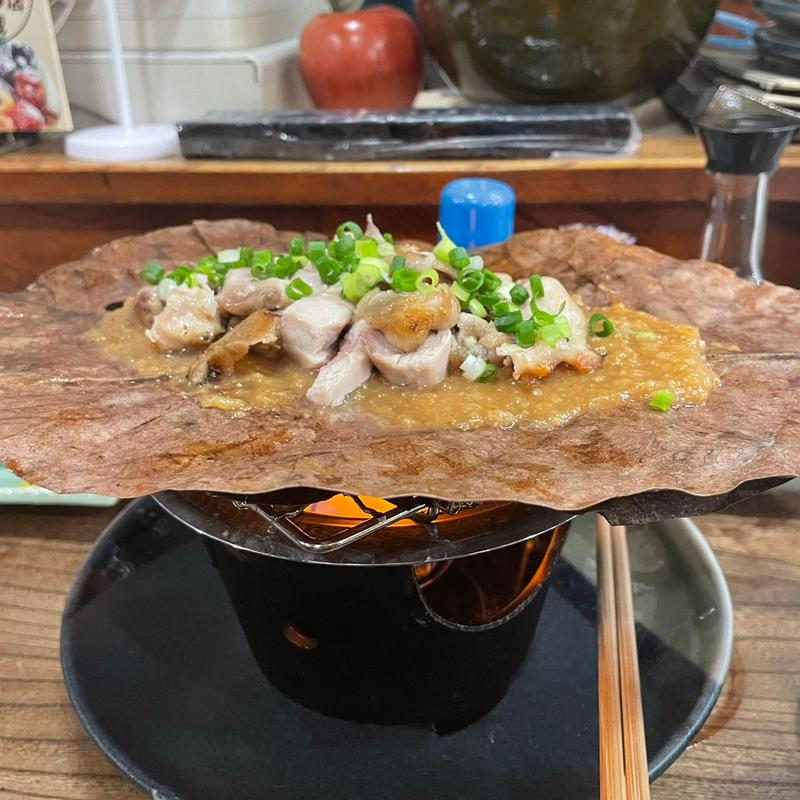 朴葉味噌焼き五穀味鶏(どん兵衛)