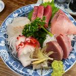 刺身盛り合わせ(どん兵衛)
