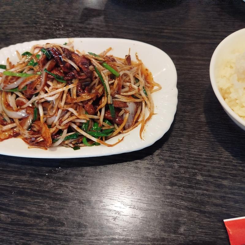 レバニラ冷食(本格 中華料理 王龍)